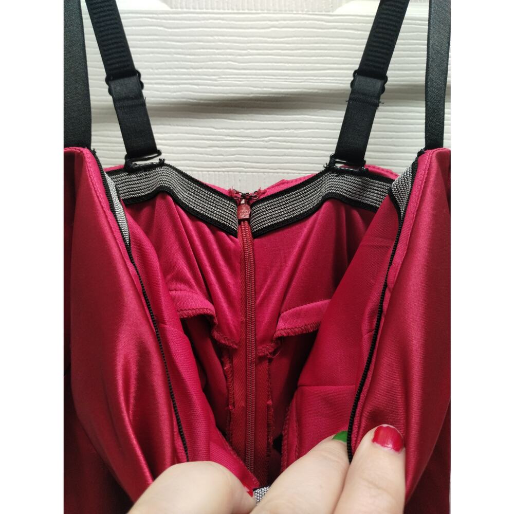Camille La Vie Size 2 Red Ruched Satin Sweetheart Mermaid Dress Prom Gown - Picture 5 of 8